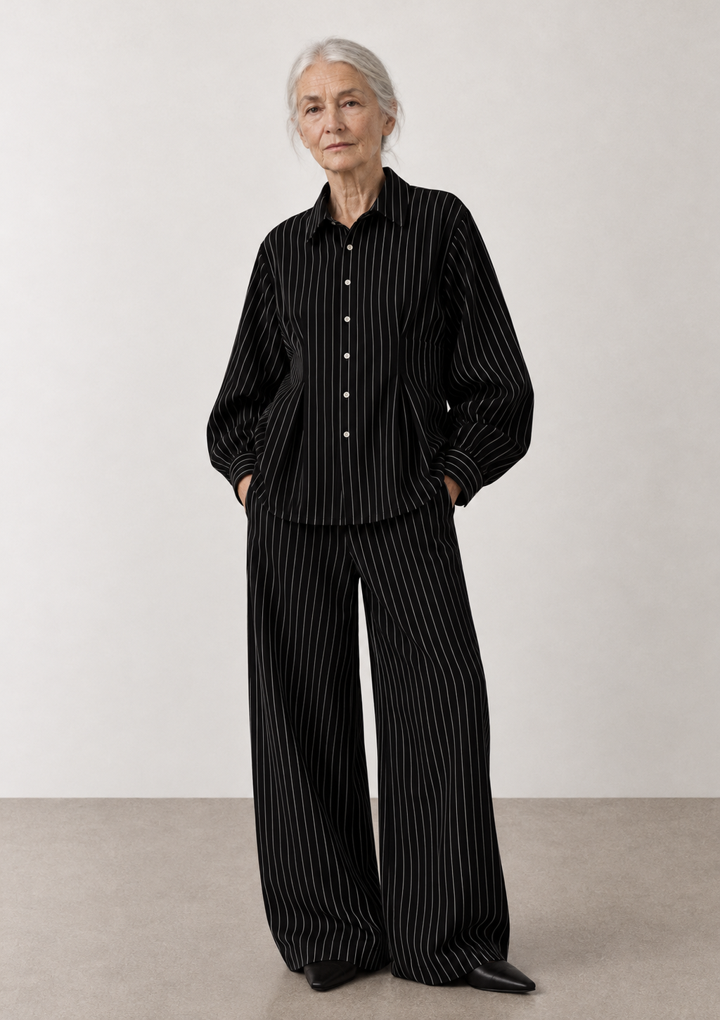 Lazy Monday black pants with stripes, regular